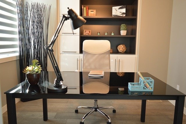 Jakiego krzesła do biurka potrzebujesz?
